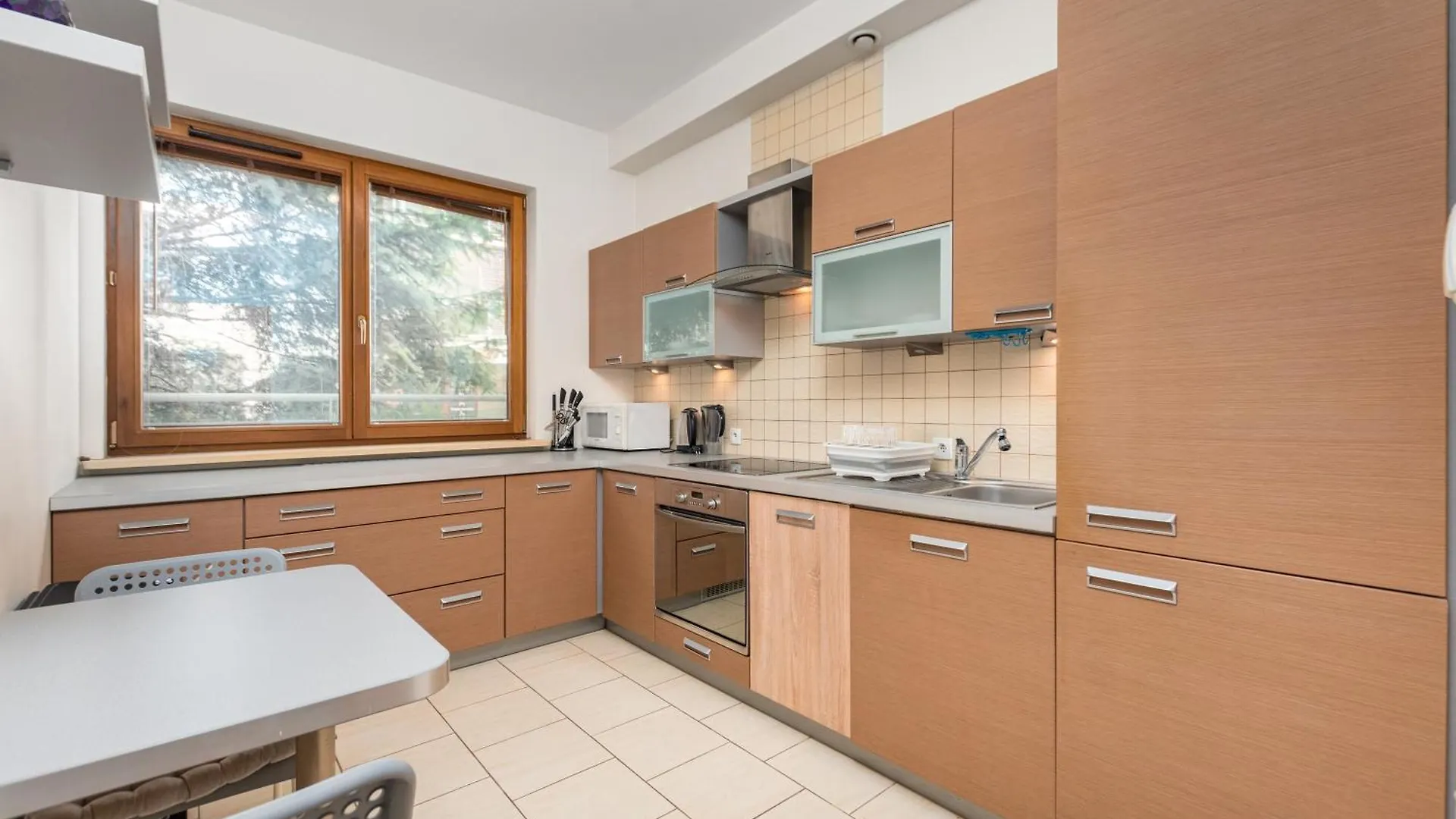Chodkiewicza 6 By Homeprime Warsaw Apartment